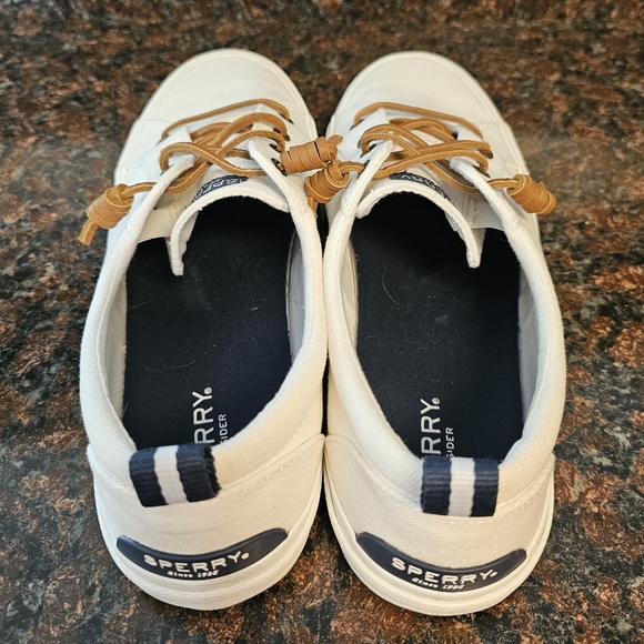 Women Sperry Shoes - Picture 10 of 12